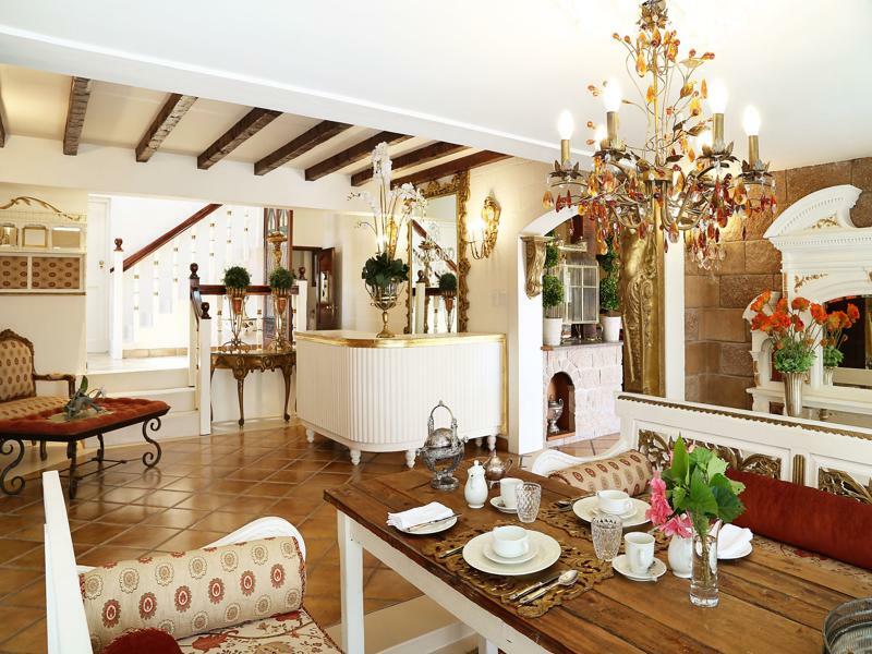 Rexford Manor Hotel Книсна Екстериор снимка